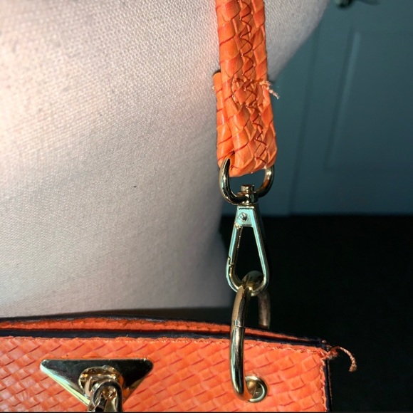 Orange Large Purse Basketweave Design - Picture 3 of 8